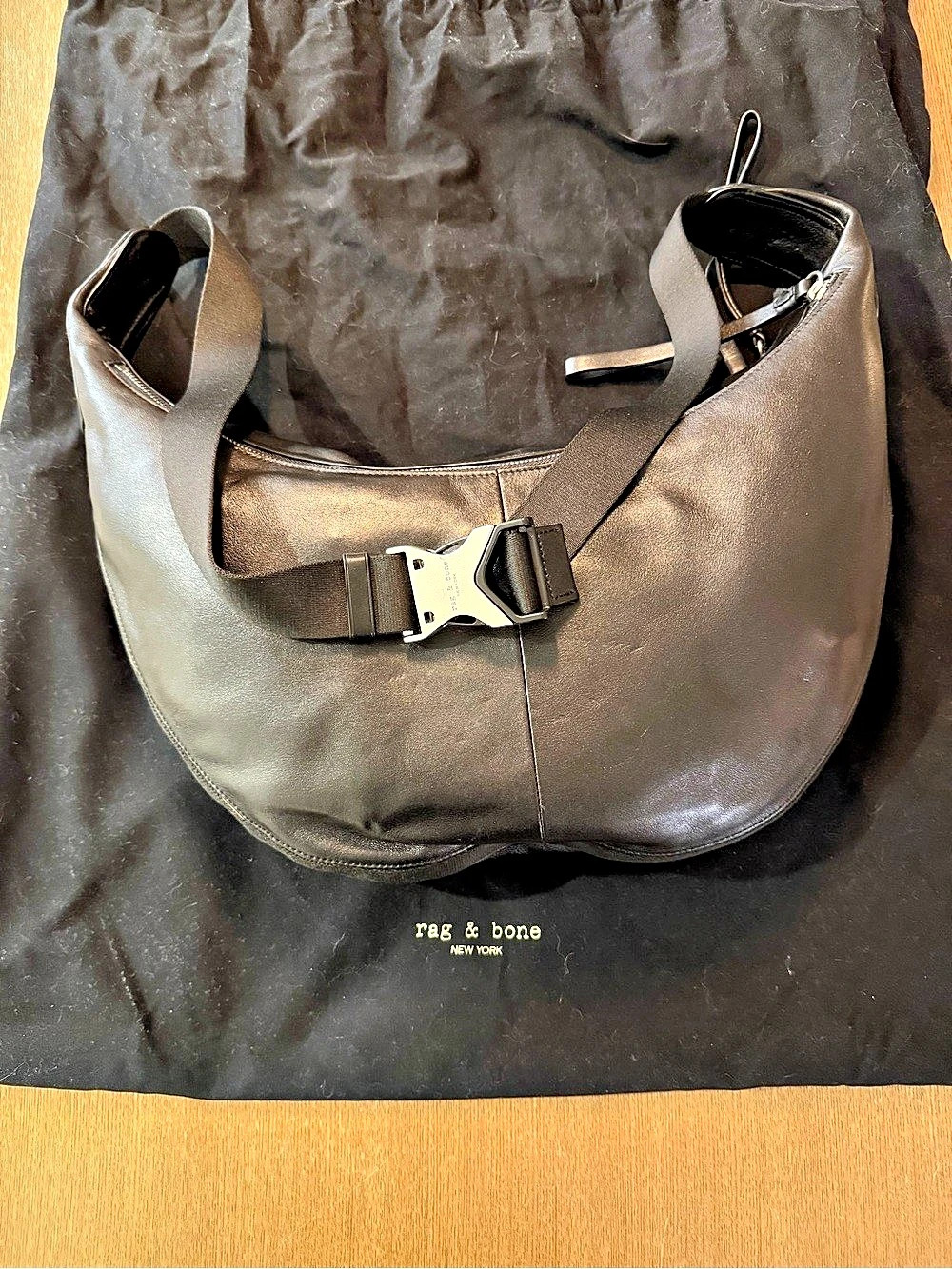 rag & bone Riser Leather Sling Bag Hobo Bag Black NWT